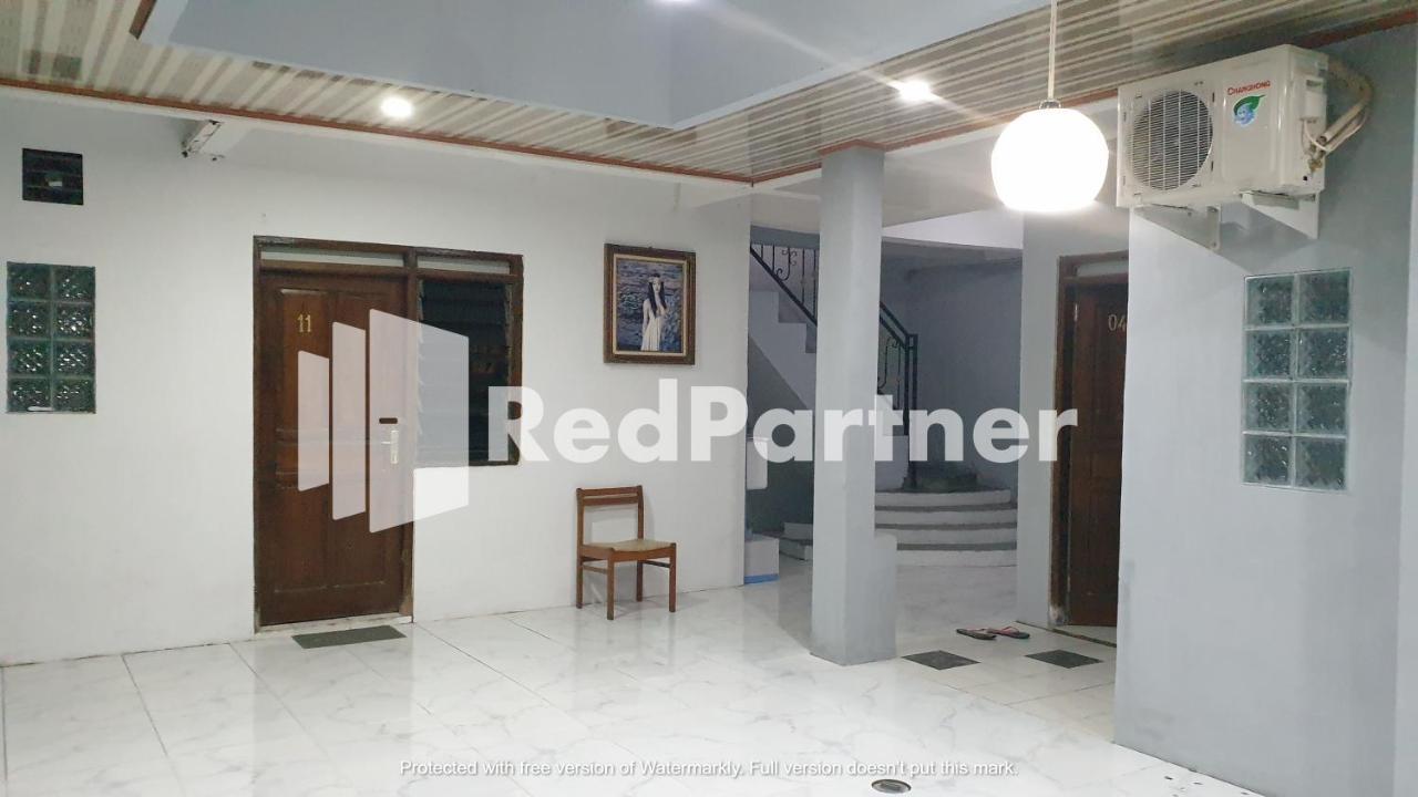 Reddoorz Near Lippo Mall Yogyakarta 2 Hotel Exterior photo