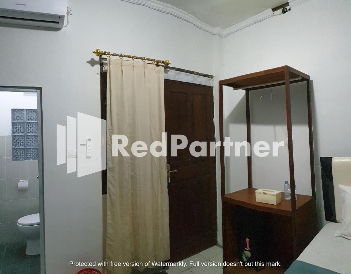 Reddoorz Near Lippo Mall Yogyakarta 2 Hotel Exterior photo