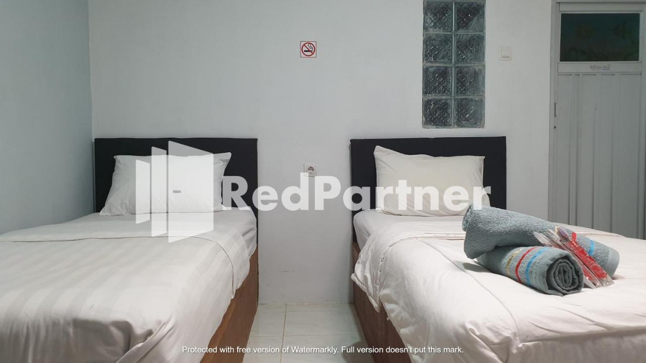 Reddoorz Near Lippo Mall Yogyakarta 2 Hotel Exterior photo